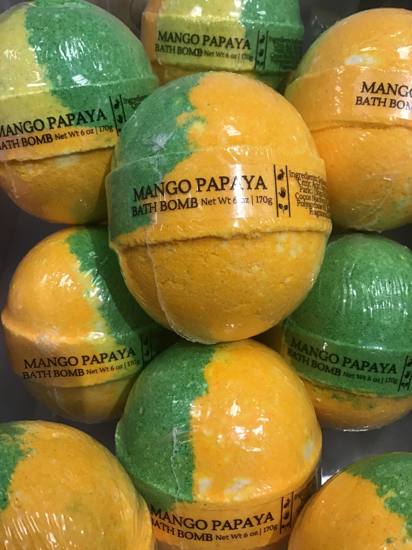 Mango Papaya large 6oz bath bomb