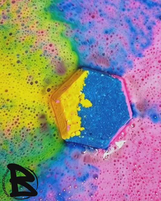 Surprise Inside Hexagon 5.5 oz Bath Bomb